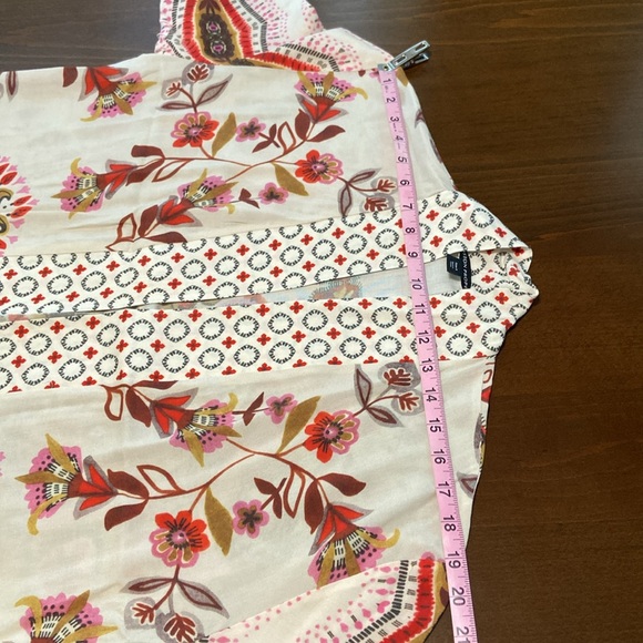 Beautiful Boston Proper Kimono in excellent condition, size S, versatile piece. - Picture 12 of 13